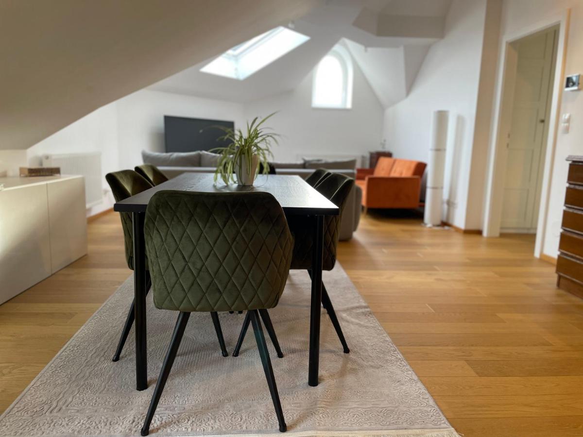 Modernes Mit Fernblick Wien